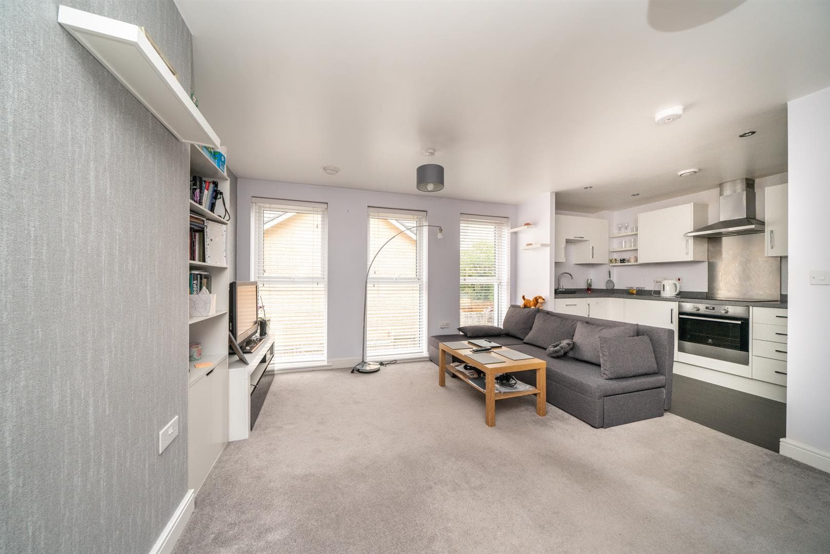 Ebberns Road, Drew Court, HP3