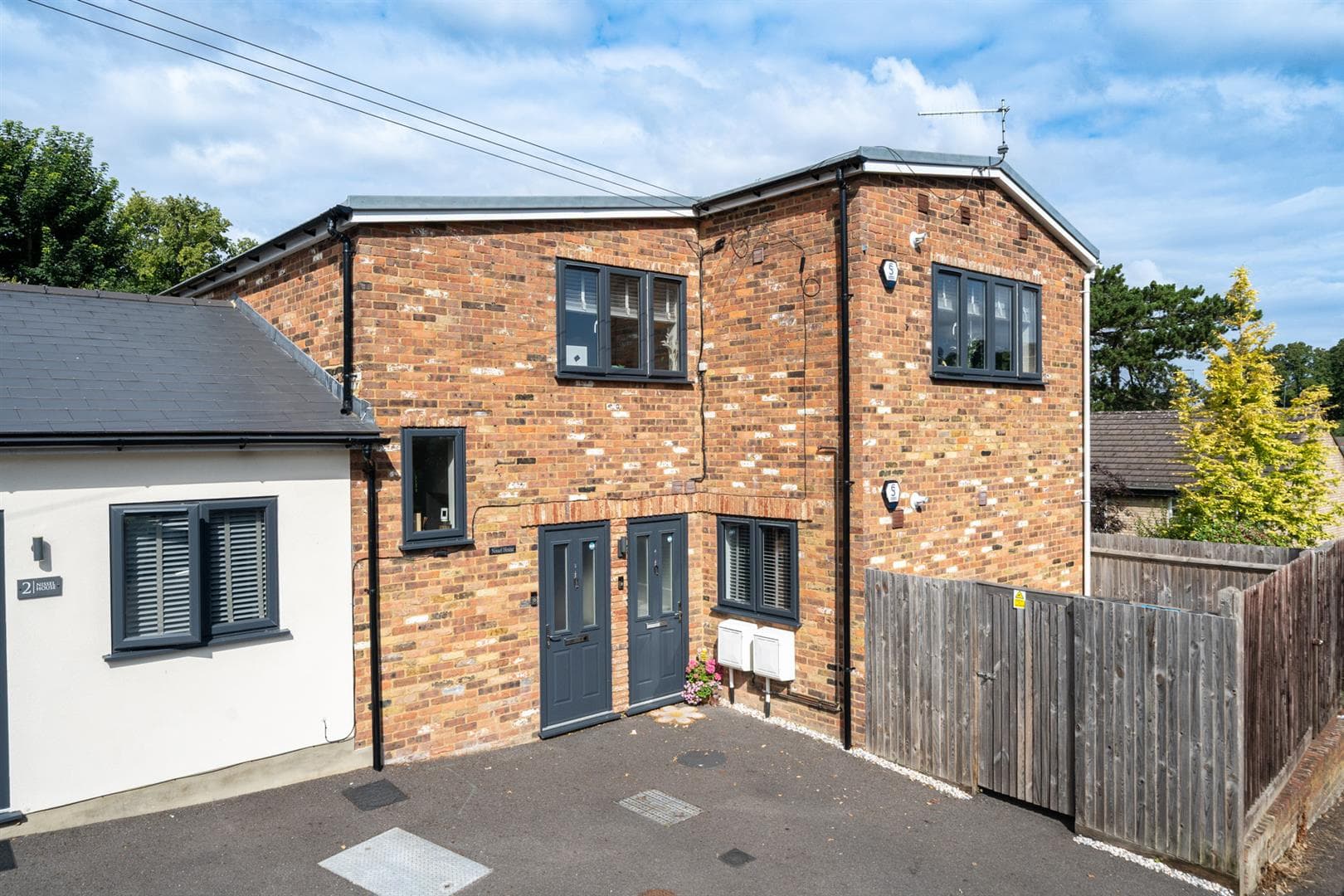 Nissel House Fensomes Close, Hemel Hempstead, Hemel Hempstead, HP2 5DH