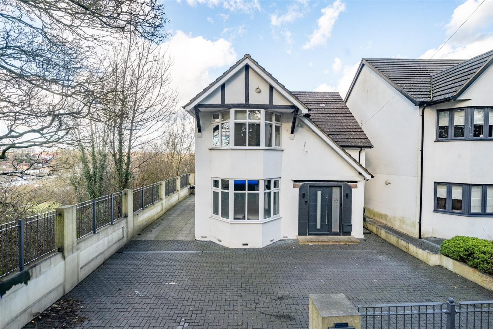 Adeyfield Road, Hemel Hempstead, HP2