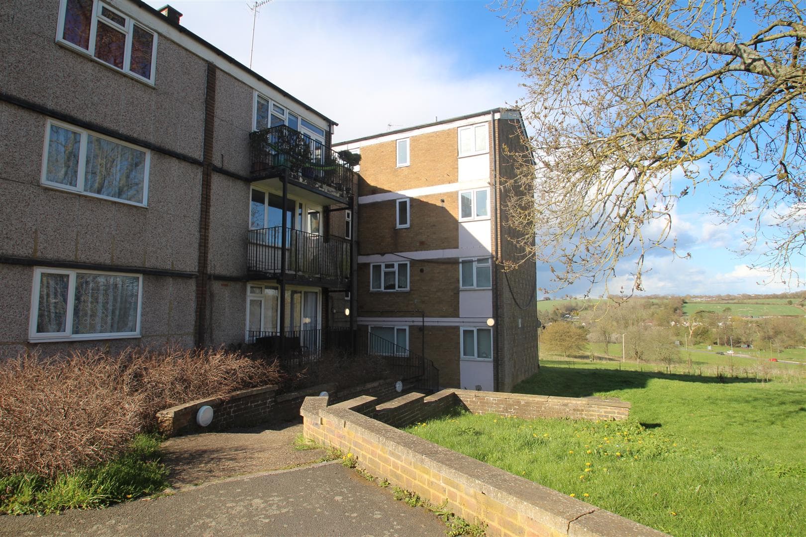 Wood View, Hemel Hempstead, HP1