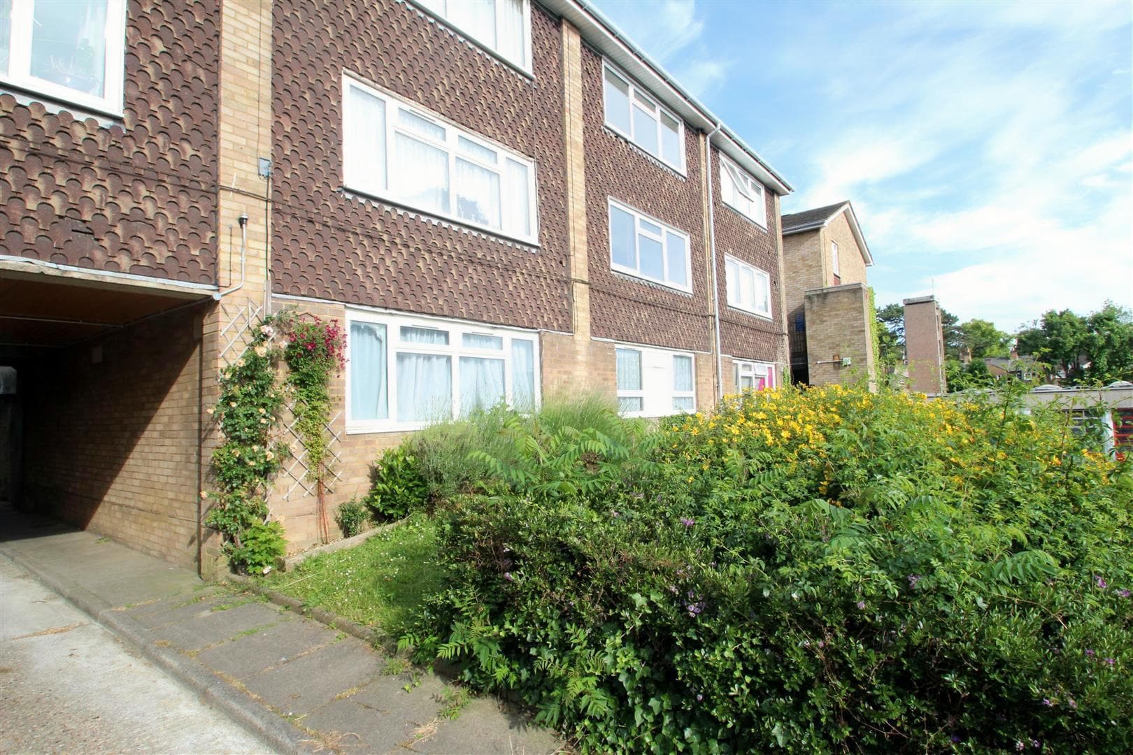 Figtree Hill, Old Town, Hemel Hempstead, Herts, HP2 5HG