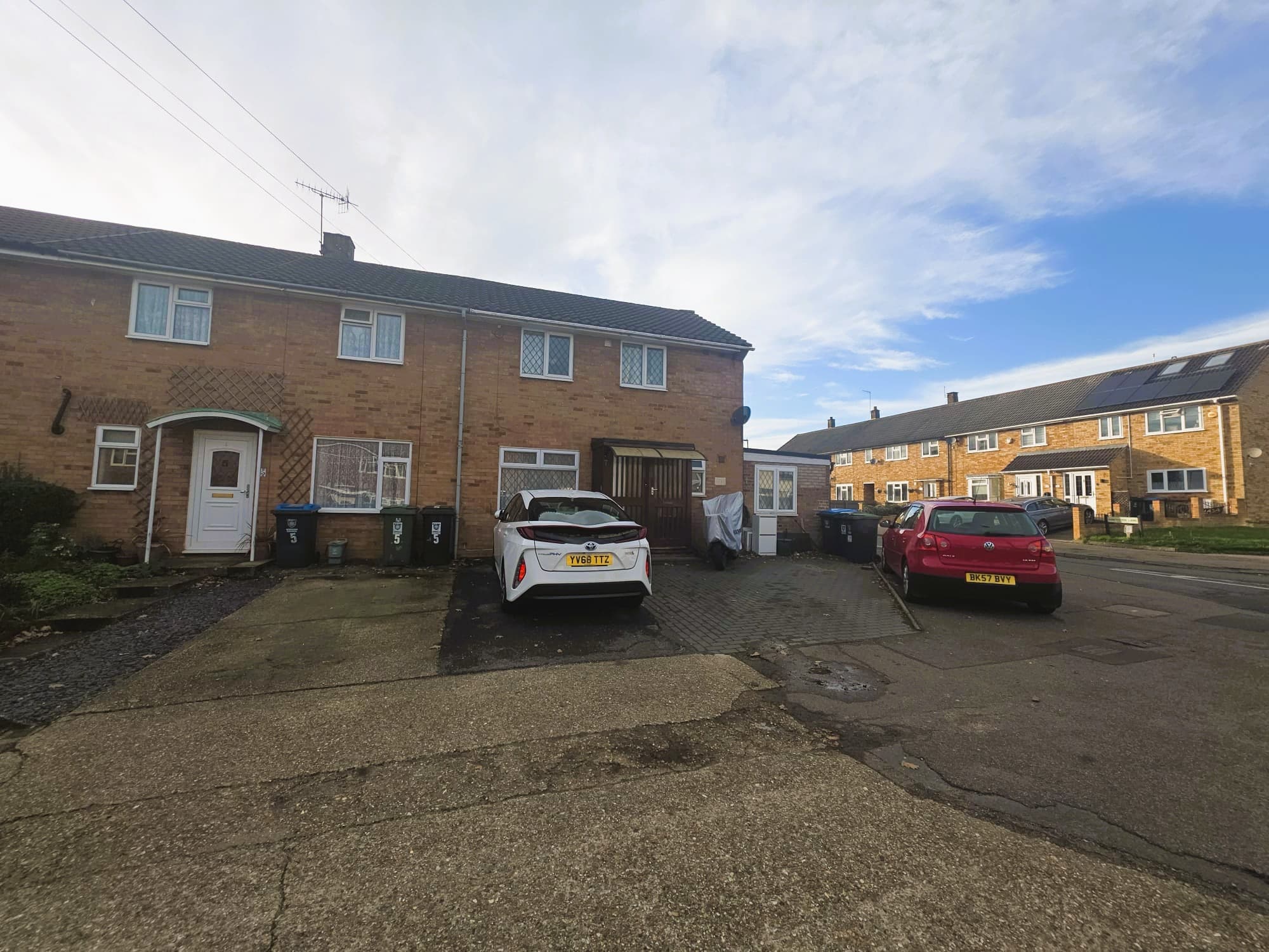 Room 4, 7 Boxted Road, Hemel Hempstead, HP1 2QH