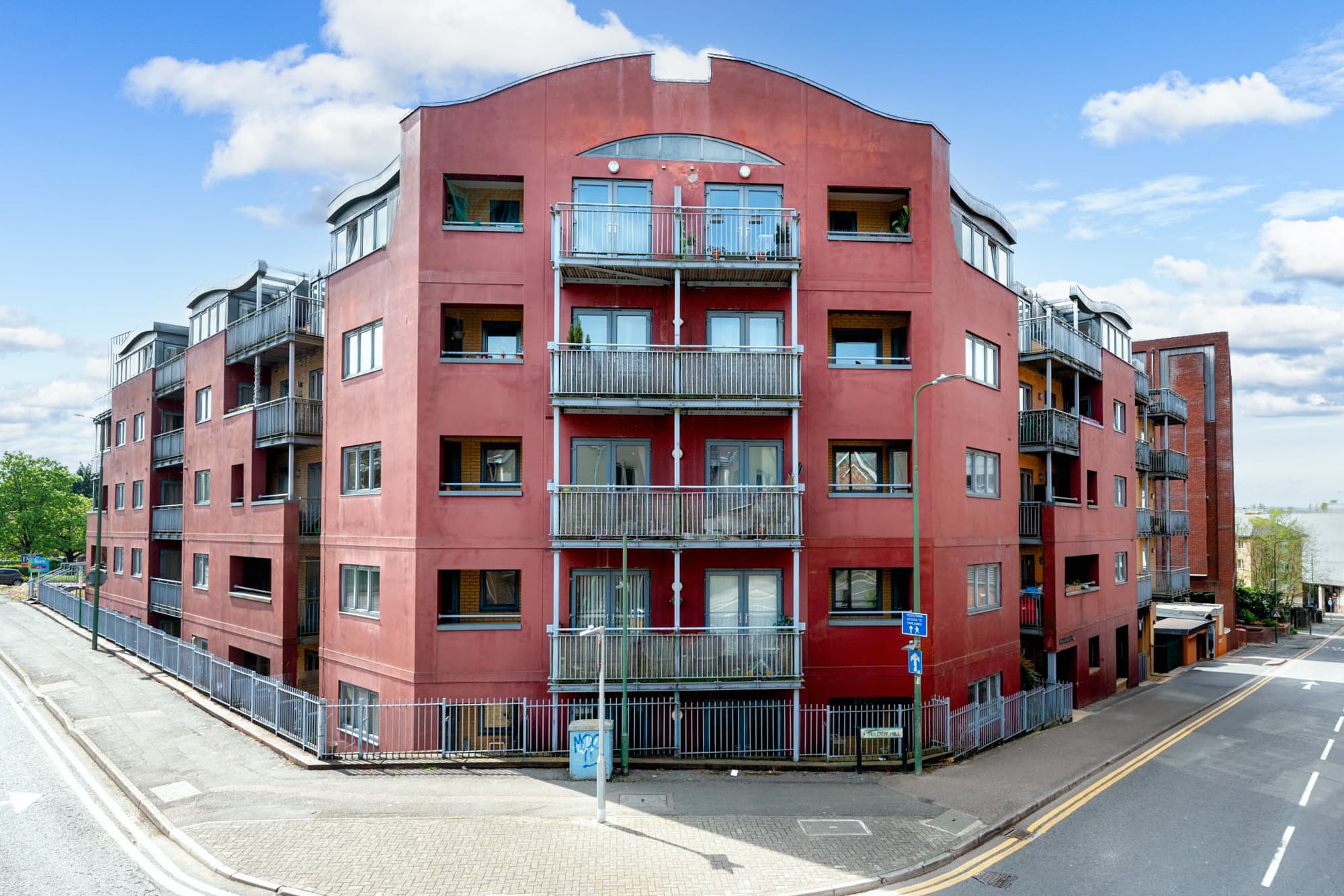 Selden Hill, Brookfield House Selden Hill, HP2