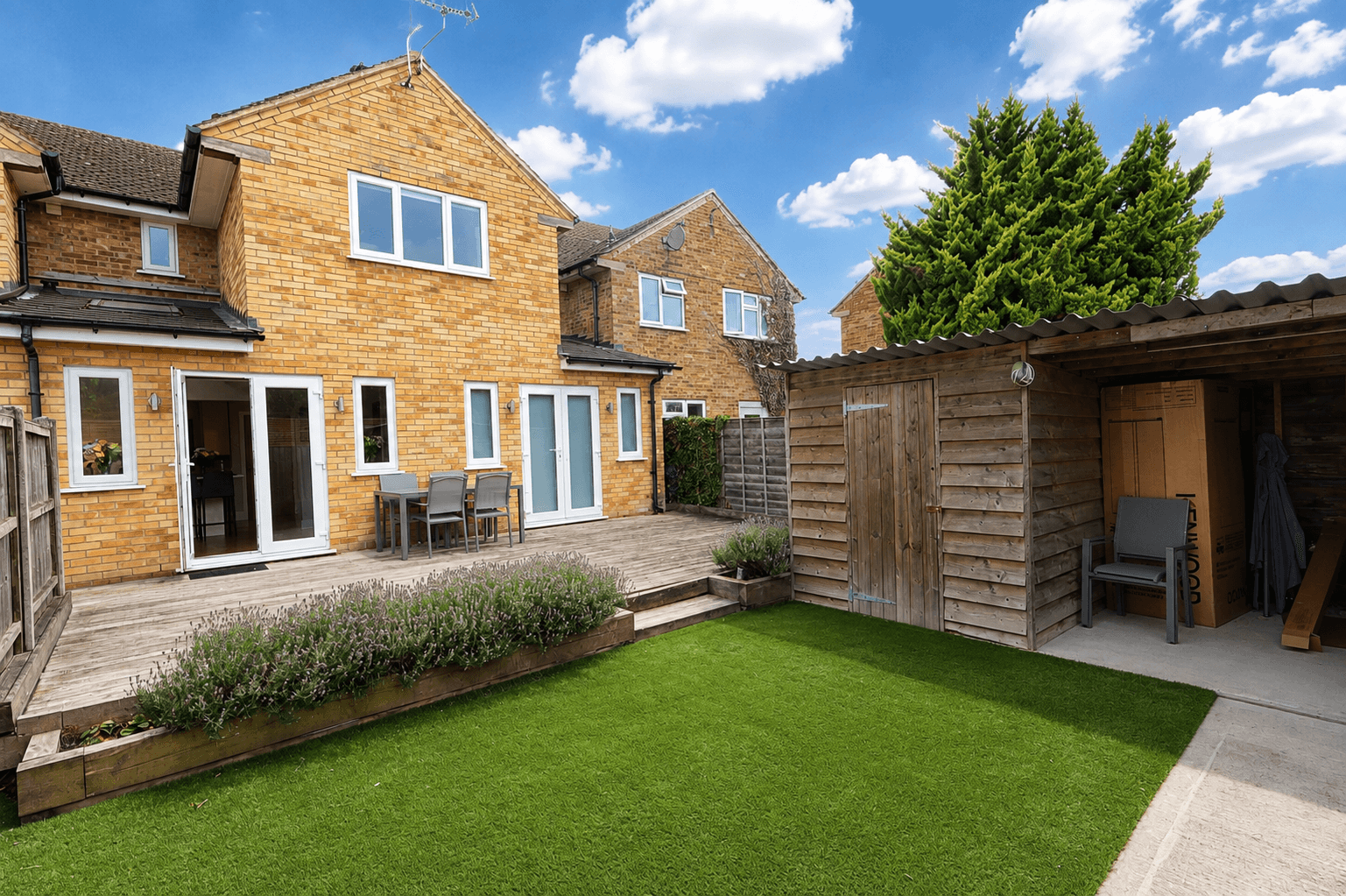 New Park Drive, Hemel Hempstead, HP2